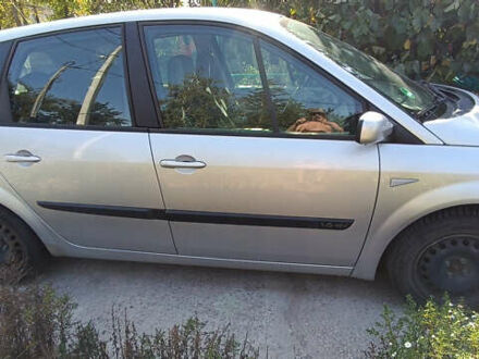 Сірий Рено Сценік, об'ємом двигуна 1.6 л та пробігом 130 тис. км за 5500 $, фото 1 на Automoto.ua