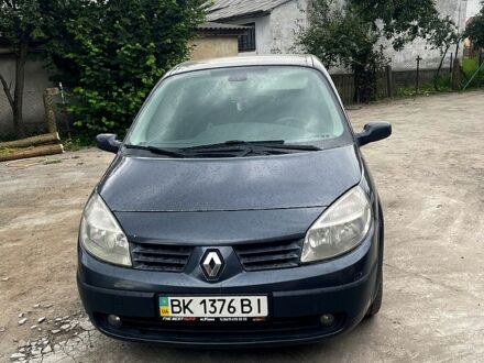 Серый Рено Сценик, объемом двигателя 1.5 л и пробегом 380 тыс. км за 4200 $, фото 1 на Automoto.ua