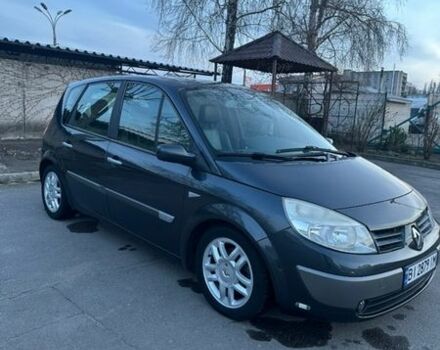 Серый Рено Сценик, объемом двигателя 1.6 л и пробегом 247 тыс. км за 6200 $, фото 1 на Automoto.ua