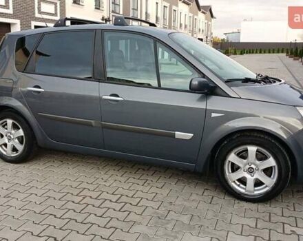 Серый Рено Сценик, объемом двигателя 2 л и пробегом 221 тыс. км за 5600 $, фото 1 на Automoto.ua
