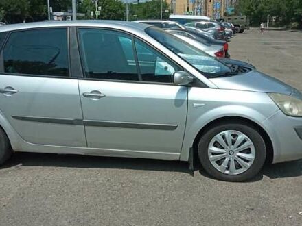 Рено Сценик 2006 в Киеве на Automoto.ua Серый Рено Сценик, объемом двигателя 2 л и пробегом 229 тыс. км за 4100 $, фото 1 на Automoto.ua