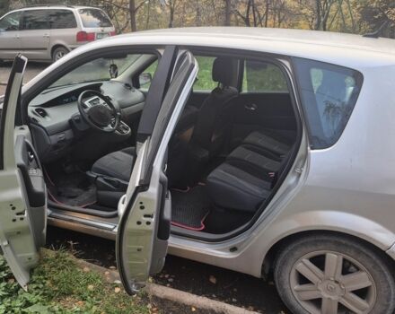 Серый Рено Сценик, объемом двигателя 0 л и пробегом 160 тыс. км за 5000 $, фото 1 на Automoto.ua