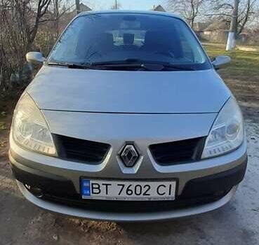 Серый Рено Сценик, объемом двигателя 1.6 л и пробегом 304 тыс. км за 4500 $, фото 1 на Automoto.ua