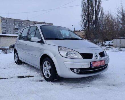 Серый Рено Сценик, объемом двигателя 1.6 л и пробегом 211 тыс. км за 5600 $, фото 1 на Automoto.ua