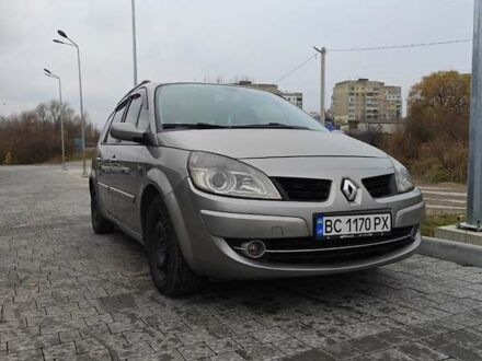 Серый Рено Сценик, объемом двигателя 1.5 л и пробегом 289 тыс. км за 4600 $, фото 1 на Automoto.ua