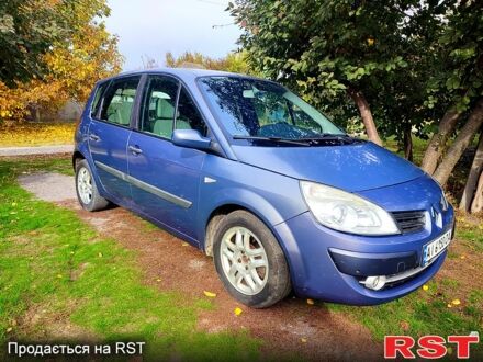 Рено Сценік 2007 у Лубнах на Automoto.ua Сірий Рено Сценік, об'ємом двигуна 1.9 л та пробігом 0 тис. км за 4650 $, фото 1 на Automoto.ua