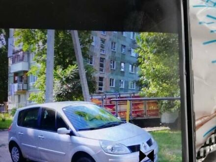 Рено Сценік 2007 у Павлограде на Automoto.ua Сірий Рено Сценік, об'ємом двигуна 0 л та пробігом 200 тис. км за 4500 $, фото 1 на Automoto.ua