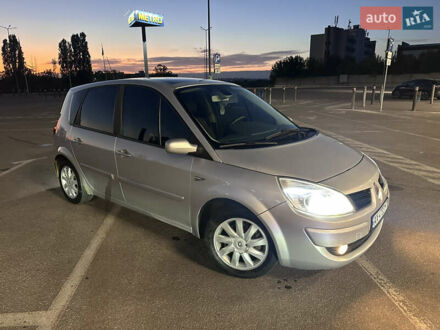 Рено Сценик 2007 в Харькове на Automoto.ua Серый Рено Сценик, объемом двигателя 1.5 л и пробегом 330 тыс. км за 5500 $, фото 1 на Automoto.ua