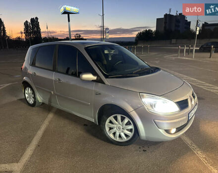 Сірий Рено Сценік, об'ємом двигуна 1.5 л та пробігом 330 тис. км за 5500 $, фото 1 на Automoto.ua