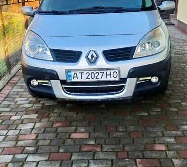 Серый Рено Сценик, объемом двигателя 1.5 л и пробегом 250 тыс. км за 6300 $, фото 1 на Automoto.ua