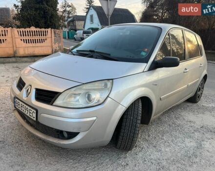 Серый Рено Сценик, объемом двигателя 1.6 л и пробегом 170 тыс. км за 4300 $, фото 1 на Automoto.ua