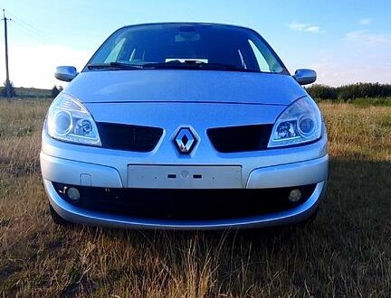 Рено Сценік 2008 у Кременчуге на Automoto.ua Сірий Рено Сценік, об'ємом двигуна 1.6 л та пробігом 225 тис. км за 4700 $, фото 1 на Automoto.ua