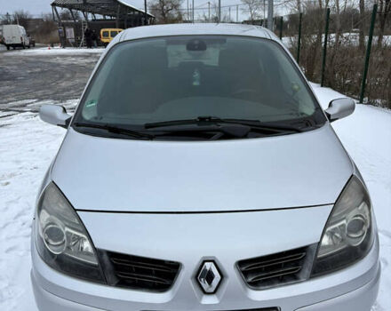 Серый Рено Сценик, объемом двигателя 1.6 л и пробегом 255 тыс. км за 5200 $, фото 1 на Automoto.ua