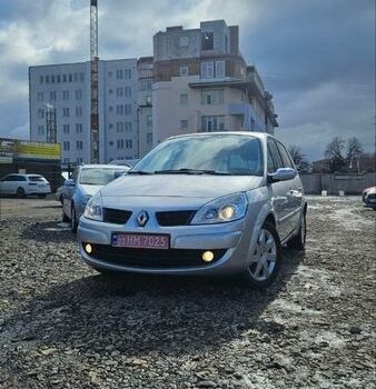 Серый Рено Сценик, объемом двигателя 2 л и пробегом 128 тыс. км за 7300 $, фото 1 на Automoto.ua