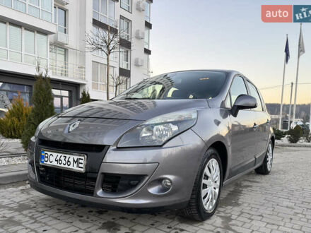 Серый Рено Сценик, объемом двигателя 1.46 л и пробегом 160 тыс. км за 6300 $, фото 1 на Automoto.ua