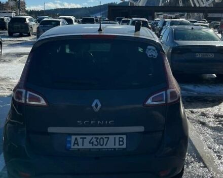 Рено Сценик 2009 в Ивано-Франковске на Automoto.ua Серый Рено Сценик, объемом двигателя 1.6 л и пробегом 215 тыс. км за 6700 $, фото 1 на Automoto.ua