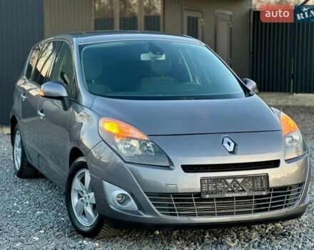 Сірий Рено Сценік, об'ємом двигуна 1.5 л та пробігом 258 тис. км за 5850 $, фото 1 на Automoto.ua