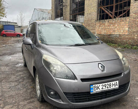 Серый Рено Сценик, объемом двигателя 1.87 л и пробегом 320 тыс. км за 6300 $, фото 1 на Automoto.ua
