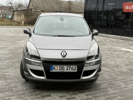 Серый Рено Сценик, объемом двигателя 1.6 л и пробегом 176 тыс. км за 7250 $, фото 1 на Automoto.ua