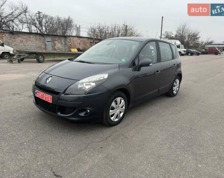 Серый Рено Сценик, объемом двигателя 1.6 л и пробегом 218 тыс. км за 7800 $, фото 1 на Automoto.ua