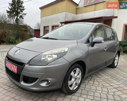 Сірий Рено Сценік, об'ємом двигуна 1.5 л та пробігом 268 тис. км за 6450 $, фото 1 на Automoto.ua