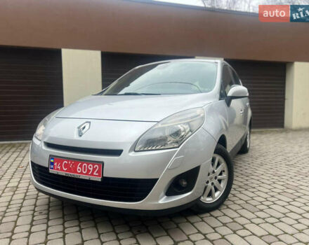 Сірий Рено Сценік, об'ємом двигуна 1.5 л та пробігом 164 тис. км за 6899 $, фото 1 на Automoto.ua