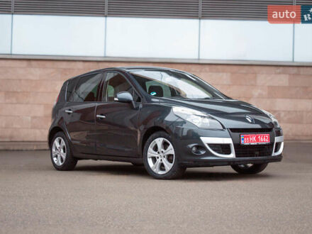 Сірий Рено Сценік, об'ємом двигуна 2 л та пробігом 130 тис. км за 8200 $, фото 1 на Automoto.ua