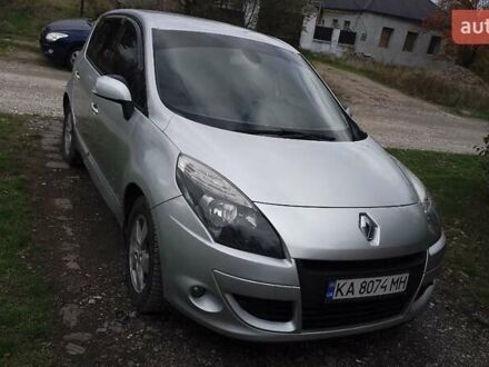 Рено Сценик 2009 в Николаеве на Automoto.ua Серый Рено Сценик, объемом двигателя 1.9 л и пробегом 259 тыс. км за 6100 $, фото 1 на Automoto.ua