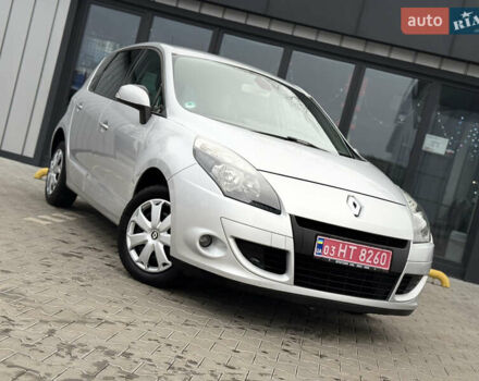 Серый Рено Сценик, объемом двигателя 1.6 л и пробегом 196 тыс. км за 6700 $, фото 1 на Automoto.ua