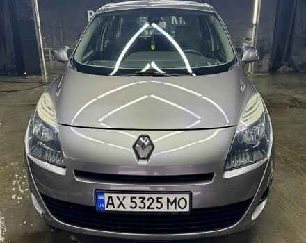 Сірий Рено Сценік, об'ємом двигуна 2 л та пробігом 181 тис. км за 8500 $, фото 1 на Automoto.ua