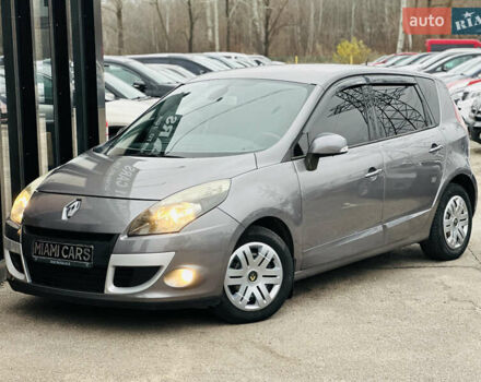 Сірий Рено Сценік, об'ємом двигуна 1.9 л та пробігом 208 тис. км за 6999 $, фото 1 на Automoto.ua