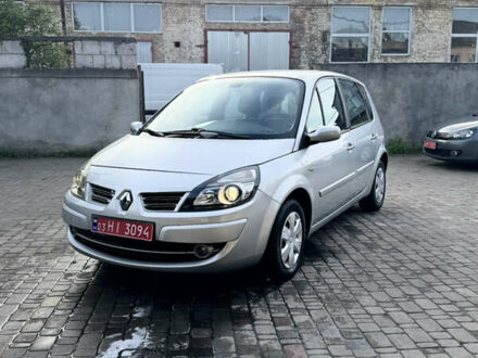 Рено Сценик 2009 в Луцке на Automoto.ua Серый Рено Сценик, объемом двигателя 1.6 л и пробегом 210 тыс. км за 5499 $, фото 1 на Automoto.ua