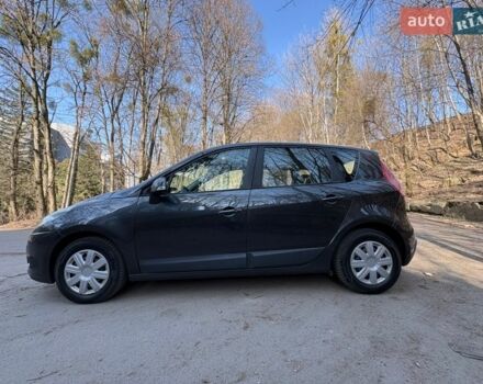 Серый Рено Сценик, объемом двигателя 1.46 л и пробегом 299 тыс. км за 5200 $, фото 1 на Automoto.ua