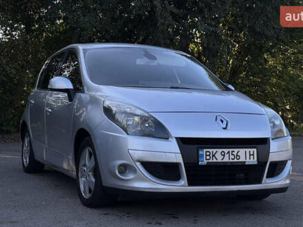 Серый Рено Сценик, объемом двигателя 2 л и пробегом 272 тыс. км за 6800 $, фото 1 на Automoto.ua