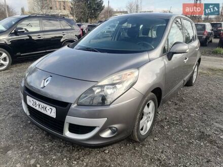 Сірий Рено Сценік, об'ємом двигуна 1.6 л та пробігом 156 тис. км за 7200 $, фото 1 на Automoto.ua