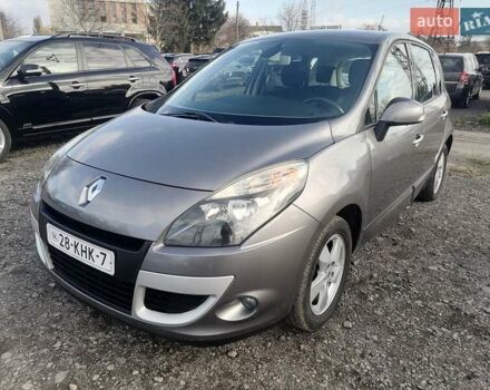 Серый Рено Сценик, объемом двигателя 1.6 л и пробегом 156 тыс. км за 7200 $, фото 1 на Automoto.ua