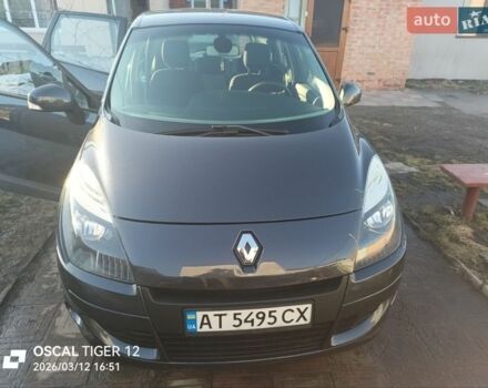 Серый Рено Сценик, объемом двигателя 1.87 л и пробегом 250 тыс. км за 6500 $, фото 1 на Automoto.ua