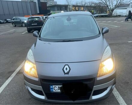 Серый Рено Сценик, объемом двигателя 1.5 л и пробегом 252 тыс. км за 6448 $, фото 1 на Automoto.ua