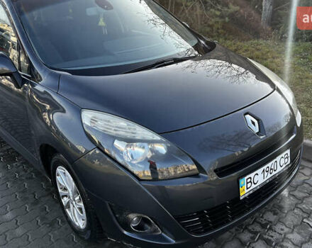 Серый Рено Сценик, объемом двигателя 1.46 л и пробегом 310 тыс. км за 6675 $, фото 1 на Automoto.ua