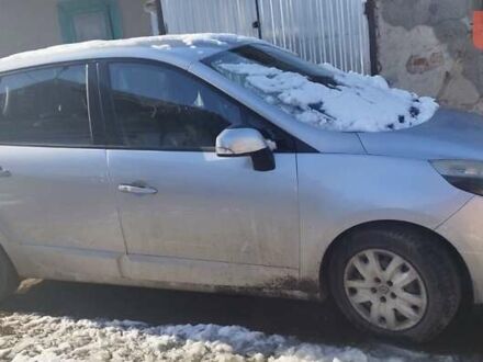 Рено Сценик 2010 в Львове на Automoto.ua Серый Рено Сценик, объемом двигателя 1.5 л и пробегом 261 тыс. км за 6900 $, фото 1 на Automoto.ua