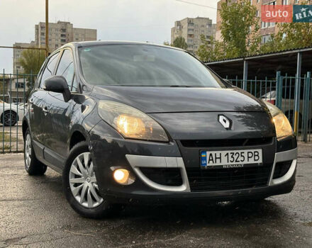 Сірий Рено Сценік, об'ємом двигуна 1.5 л та пробігом 223 тис. км за 6100 $, фото 1 на Automoto.ua