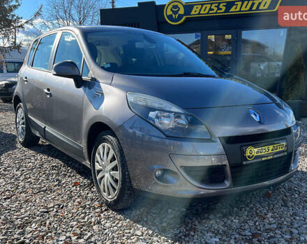 Серый Рено Сценик, объемом двигателя 1.46 л и пробегом 168 тыс. км за 8000 $, фото 1 на Automoto.ua
