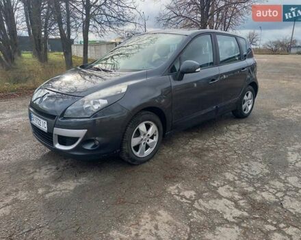 Сірий Рено Сценік, об'ємом двигуна 1.46 л та пробігом 250 тис. км за 5999 $, фото 1 на Automoto.ua
