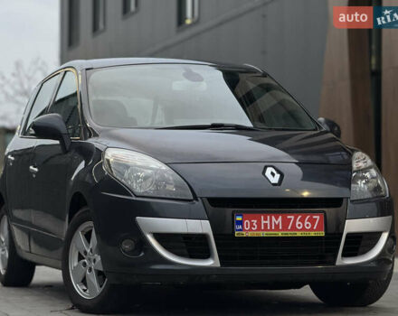 Серый Рено Сценик, объемом двигателя 1.5 л и пробегом 239 тыс. км за 6850 $, фото 1 на Automoto.ua
