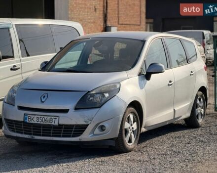 Серый Рено Сценик, объемом двигателя 1.46 л и пробегом 413 тыс. км за 4950 $, фото 1 на Automoto.ua