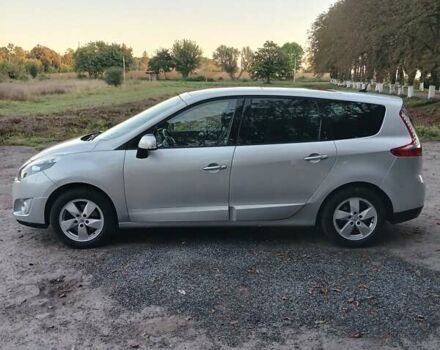 Серый Рено Сценик, объемом двигателя 1.5 л и пробегом 332 тыс. км за 7200 $, фото 1 на Automoto.ua