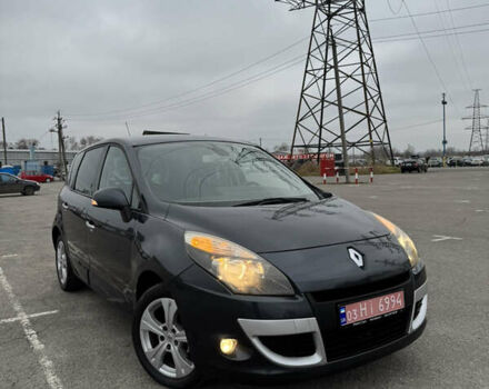 Серый Рено Сценик, объемом двигателя 1.6 л и пробегом 210 тыс. км за 7500 $, фото 1 на Automoto.ua