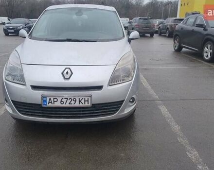 Серый Рено Сценик, объемом двигателя 2 л и пробегом 258 тыс. км за 7700 $, фото 1 на Automoto.ua