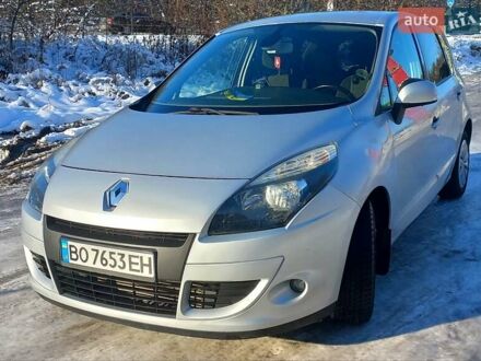 Рено Сценик 2010 в Тернополе на Automoto.ua Серый Рено Сценик, объемом двигателя 1.46 л и пробегом 180 тыс. км за 7000 $, фото 1 на Automoto.ua