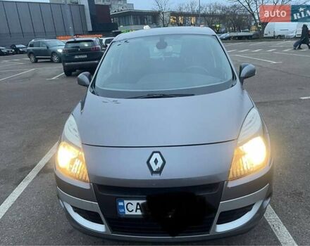 Серый Рено Сценик, объемом двигателя 1.5 л и пробегом 252 тыс. км за 6449 $, фото 1 на Automoto.ua